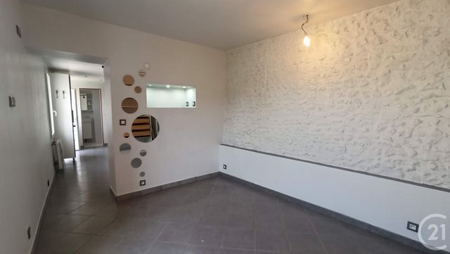 Maison à vendre - 2 pièces - 24,75 m2 - Bonnieres Sur Seine - 78 - ILE-DE-FRANCE