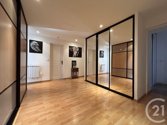 Appartement T4 à vendre - 4 pièces - 135 m2 - Lisieux - 14 - BASSE-NORMANDIE