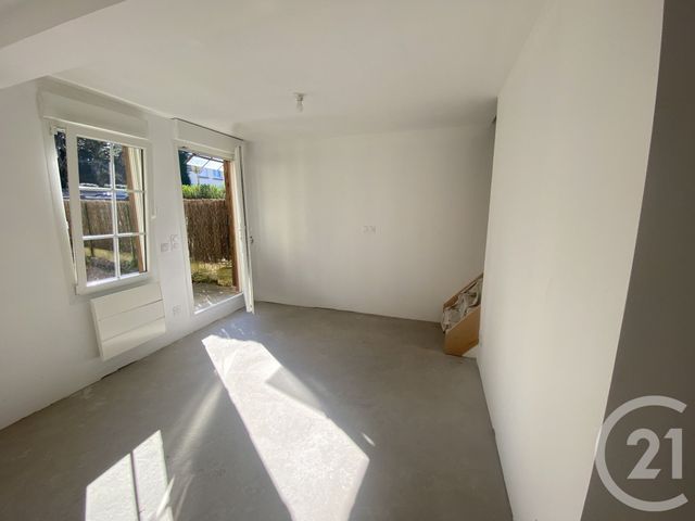 Maison à vendre - 4 pièces - 88 m2 - Lisieux - 14 - BASSE-NORMANDIE