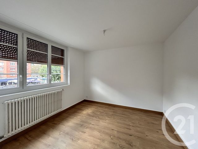 Appartement F5 &agrave; vendre - 5 pi&egrave;ces - 101 m2 - Lisieux - 14 - BASSE-NORMANDIE