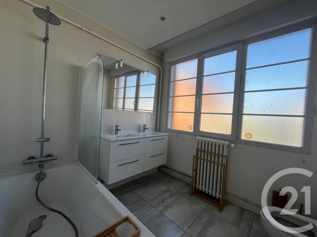 Appartement F5 à vendre - 5 pièces - 105 m2 - Lisieux - 14 - BASSE-NORMANDIE