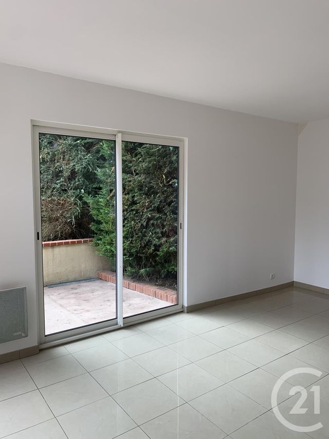 Maison &agrave; louer - 5 pi&egrave;ces - 146 m2 - Livarot Pays D Auge - 14 - BASSE-NORMANDIE