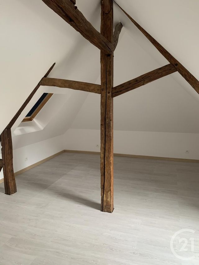 Maison &agrave; louer - 5 pi&egrave;ces - 146 m2 - Livarot Pays D Auge - 14 - BASSE-NORMANDIE