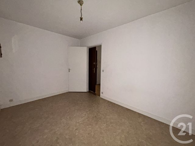 Appartement F2 &agrave; louer - 2 pi&egrave;ces - 35,47 m2 - Lisieux - 14 - BASSE-NORMANDIE