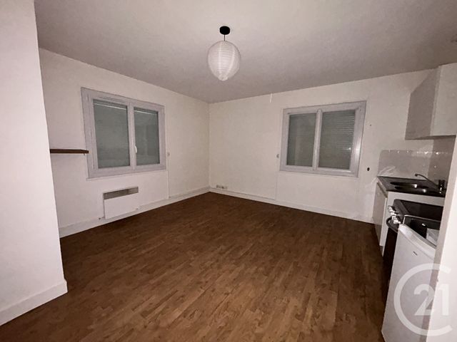 Appartement F2 &agrave; louer - 2 pi&egrave;ces - 35,47 m2 - Lisieux - 14 - BASSE-NORMANDIE