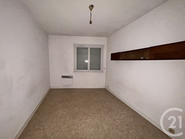 Appartement F2 &agrave; louer - 2 pi&egrave;ces - 35,47 m2 - Lisieux - 14 - BASSE-NORMANDIE