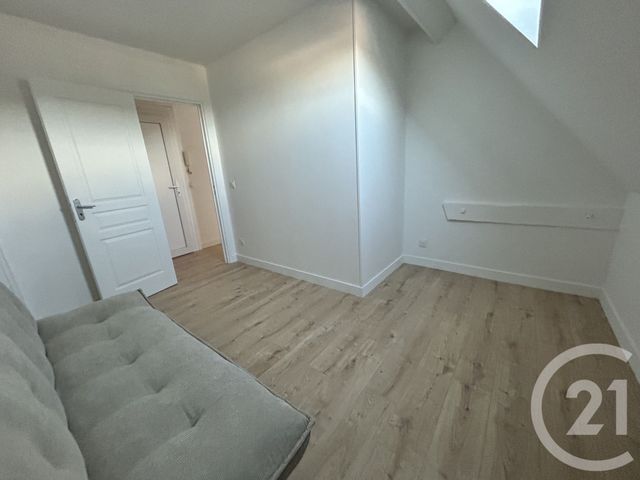 Appartement F3 &agrave; louer - 3 pi&egrave;ces - 44,15 m2 - Lisieux - 14 - BASSE-NORMANDIE