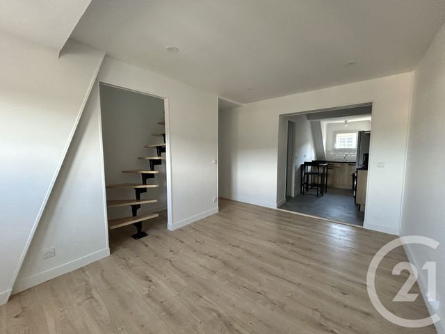 Appartement F3 &agrave; louer - 3 pi&egrave;ces - 44,15 m2 - Lisieux - 14 - BASSE-NORMANDIE