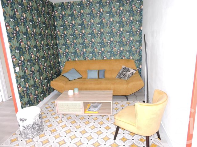 Appartement F2 &agrave; louer - 2 pi&egrave;ces - 36,26 m2 - Lisieux - 14 - BASSE-NORMANDIE