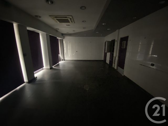 Appartement Local à vendre - 4 pièces - 106 m2 - Lisieux - 14 - BASSE-NORMANDIE