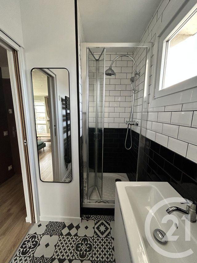 Appartement F1 à louer - 1 pièce - 27 m2 - Lisieux - 14 - BASSE-NORMANDIE