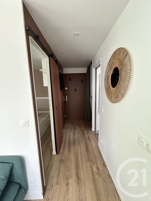 Appartement F1 à louer - 1 pièce - 27 m2 - Lisieux - 14 - BASSE-NORMANDIE