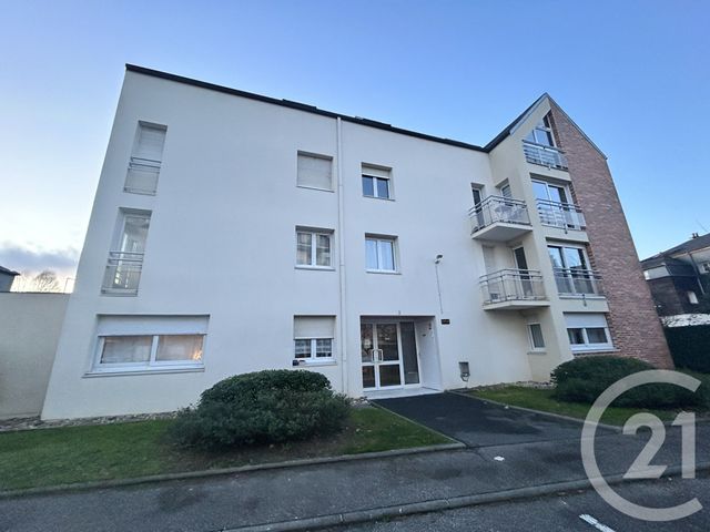 Appartement F2 &agrave; louer - 2 pi&egrave;ces - 46,40 m2 - Lisieux - 14 - BASSE-NORMANDIE