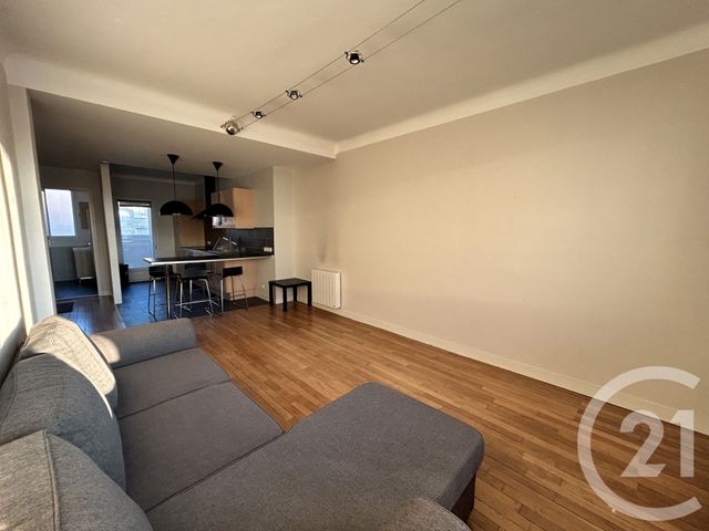 Appartement F2 &agrave; louer - 2 pi&egrave;ces - 55,10 m2 - Lisieux - 14 - BASSE-NORMANDIE