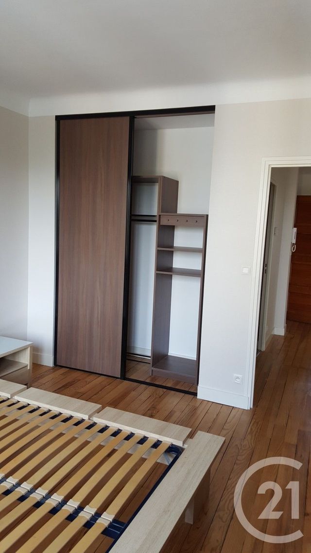 Appartement F2 à louer - 2 pièces - 55,10 m2 - Lisieux - 14 - BASSE-NORMANDIE