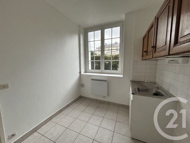 Appartement F3 &agrave; louer - 3 pi&egrave;ces - 55,86 m2 - Lisieux - 14 - BASSE-NORMANDIE