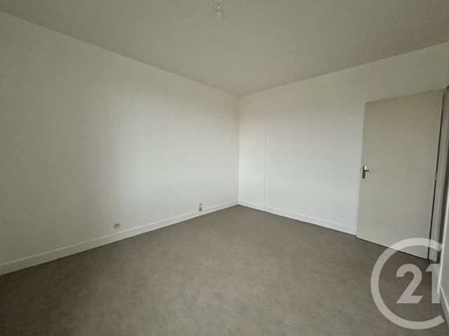Appartement F3 &agrave; louer - 3 pi&egrave;ces - 55,86 m2 - Lisieux - 14 - BASSE-NORMANDIE