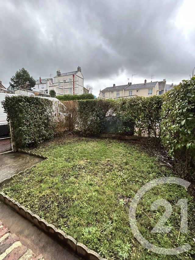 Appartement F3 &agrave; louer - 3 pi&egrave;ces - 55,86 m2 - Lisieux - 14 - BASSE-NORMANDIE