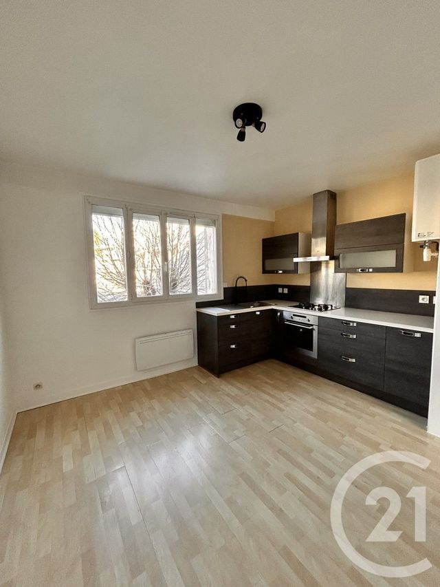 Appartement F3 &agrave; louer - 3 pi&egrave;ces - 44 m2 - Lisieux - 14 - BASSE-NORMANDIE