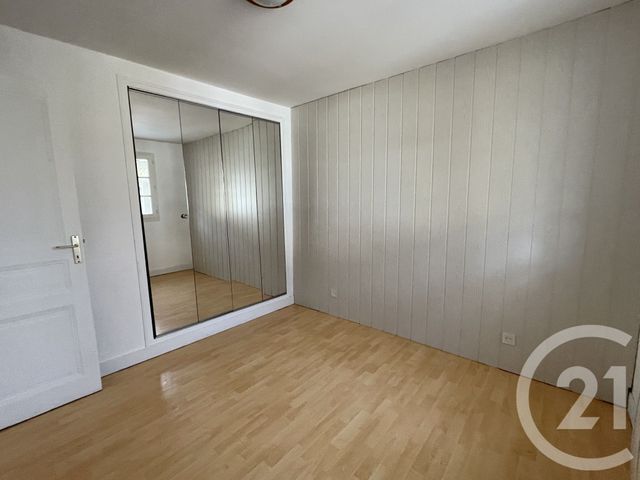 Appartement F3 bis &agrave; louer - 3 pi&egrave;ces - 61,30 m2 - Pont L Eveque - 14 - BASSE-NORMANDIE