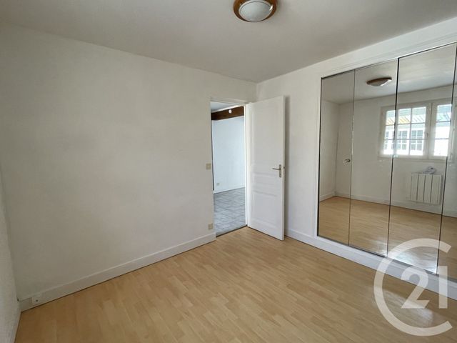 Appartement F3 bis &agrave; louer - 3 pi&egrave;ces - 61,30 m2 - Pont L Eveque - 14 - BASSE-NORMANDIE