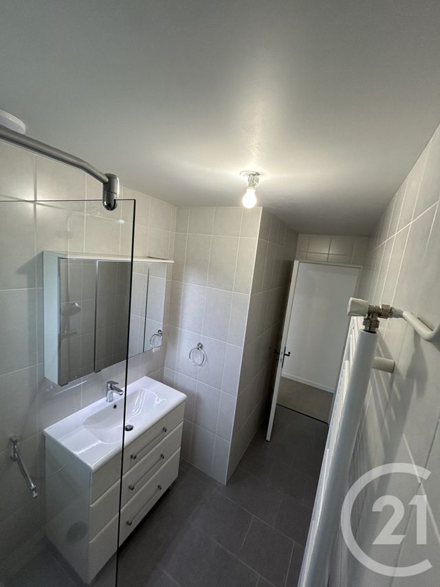 Maison &agrave; louer - 5 pi&egrave;ces - 103 m2 - Cambremer - 14 - BASSE-NORMANDIE