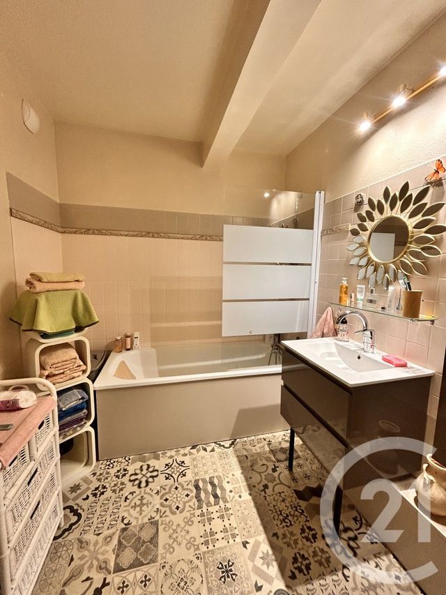 Appartement F4 &agrave; vendre - 4 pi&egrave;ces - 108,45 m2 - Lisieux - 14 - BASSE-NORMANDIE