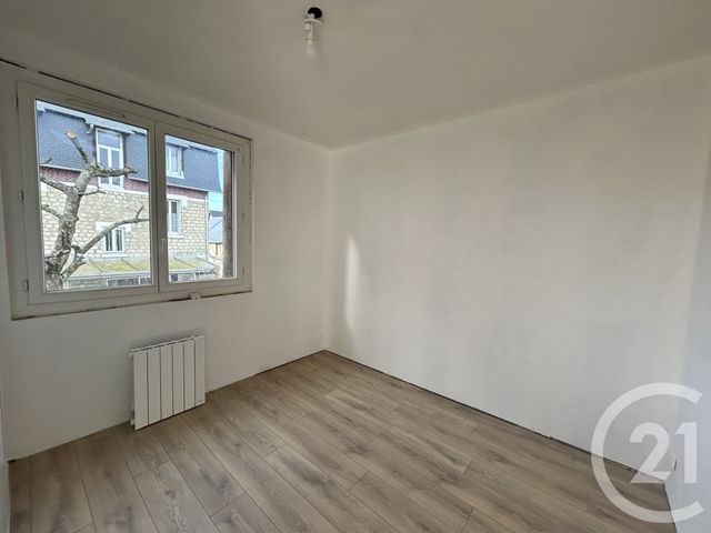 Appartement F2 &agrave; louer - 2 pi&egrave;ces - 32,89 m2 - Lisieux - 14 - BASSE-NORMANDIE