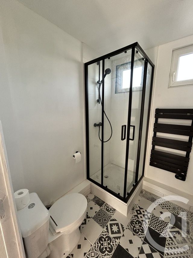 Appartement F2 &agrave; louer - 2 pi&egrave;ces - 32,89 m2 - Lisieux - 14 - BASSE-NORMANDIE