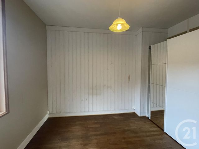 Appartement F2 &agrave; louer - 2 pi&egrave;ces - 41,61 m2 - Lisieux - 14 - BASSE-NORMANDIE