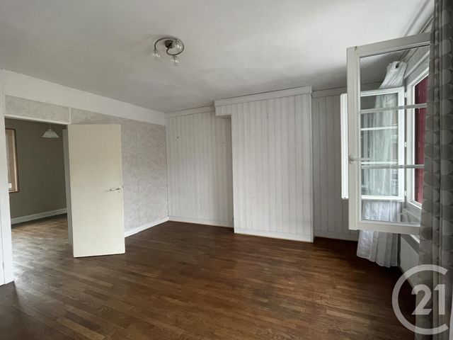 Appartement F2 &agrave; louer - 2 pi&egrave;ces - 41,61 m2 - Lisieux - 14 - BASSE-NORMANDIE