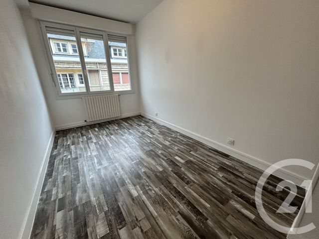 Appartement F3 &agrave; louer - 3 pi&egrave;ces - 63,54 m2 - Lisieux - 14 - BASSE-NORMANDIE