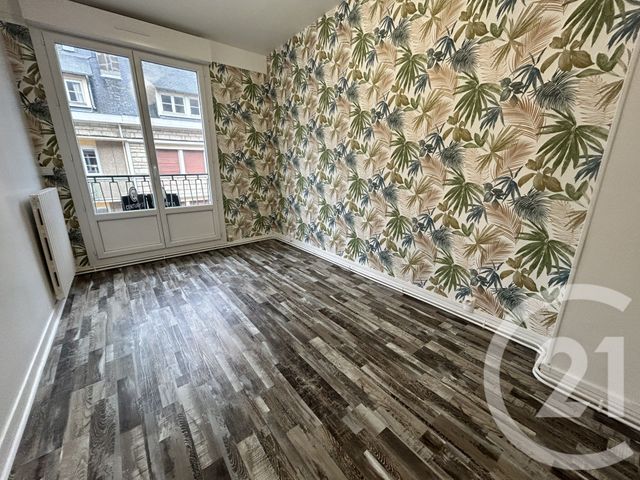 Appartement F3 &agrave; louer - 3 pi&egrave;ces - 63,54 m2 - Lisieux - 14 - BASSE-NORMANDIE