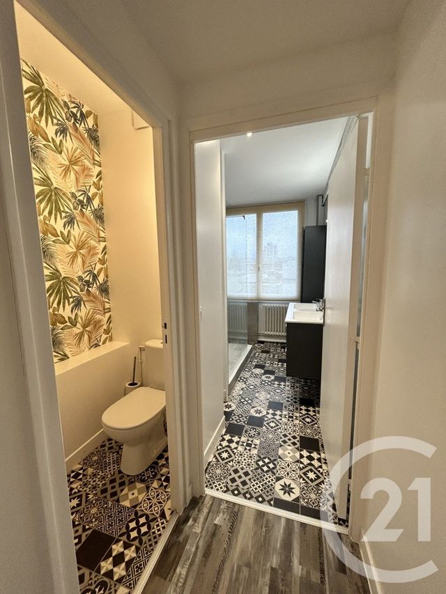 Appartement F3 &agrave; louer - 3 pi&egrave;ces - 63,54 m2 - Lisieux - 14 - BASSE-NORMANDIE