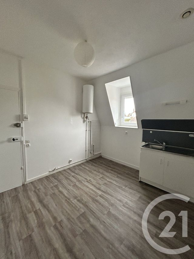 Appartement F2 &agrave; louer - 2 pi&egrave;ces - 27,41 m2 - Lisieux - 14 - BASSE-NORMANDIE