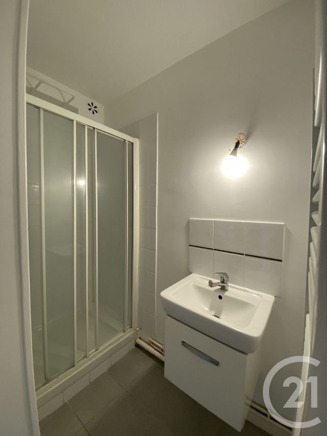 Appartement F2 &agrave; vendre - 2 pi&egrave;ces - 42,19 m2 - Lisieux - 14 - BASSE-NORMANDIE