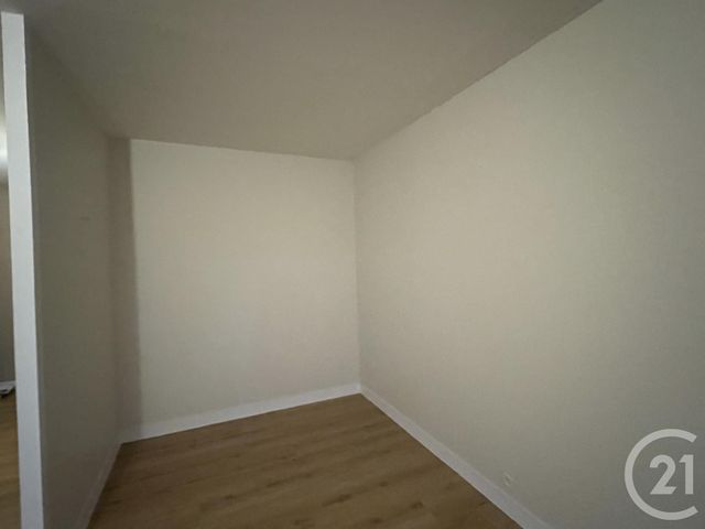 Appartement F1 &agrave; louer - 1 pi&egrave;ce - 31,31 m2 - Lisieux - 14 - BASSE-NORMANDIE