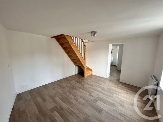 Appartement F3 &agrave; louer - 3 pi&egrave;ces - 45,80 m2 - St Desir - 14 - BASSE-NORMANDIE