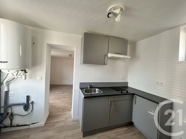 Appartement F3 &agrave; louer - 3 pi&egrave;ces - 45,80 m2 - St Desir - 14 - BASSE-NORMANDIE