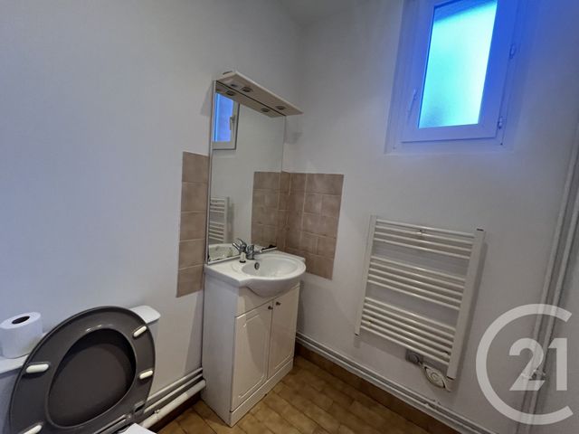 Appartement F2 &agrave; vendre - 2 pi&egrave;ces - 42,67 m2 - Lisieux - 14 - BASSE-NORMANDIE