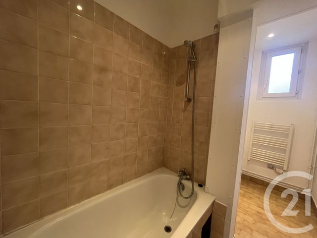 Appartement F2 &agrave; vendre - 2 pi&egrave;ces - 42,67 m2 - Lisieux - 14 - BASSE-NORMANDIE