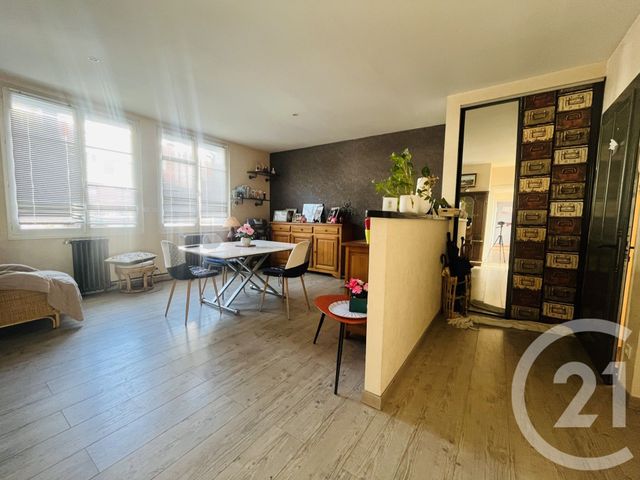 Appartement F4 &agrave; vendre - 5 pi&egrave;ces - 97,53 m2 - Lisieux - 14 - BASSE-NORMANDIE