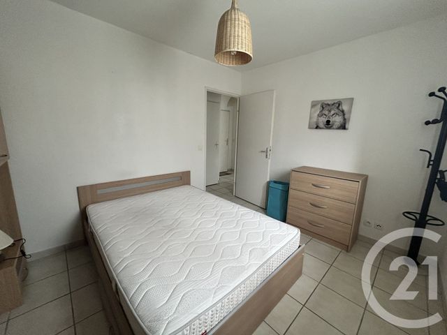 Appartement F2 &agrave; louer - 2 pi&egrave;ces - 43,40 m2 - Lisieux - 14 - BASSE-NORMANDIE
