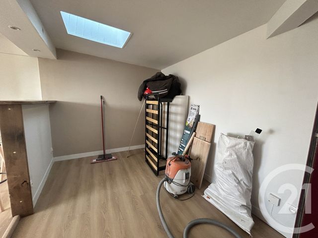 Appartement Studio &agrave; louer - 1 pi&egrave;ce - 23,07 m2 - Lisieux - 14 - BASSE-NORMANDIE