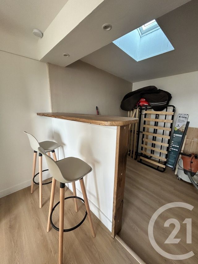 Appartement Studio &agrave; louer - 1 pi&egrave;ce - 23,07 m2 - Lisieux - 14 - BASSE-NORMANDIE