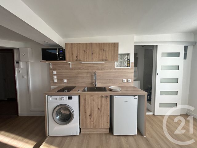 Appartement Studio &agrave; louer - 1 pi&egrave;ce - 23,07 m2 - Lisieux - 14 - BASSE-NORMANDIE