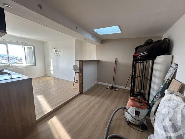 Appartement Studio &agrave; louer - 1 pi&egrave;ce - 23,07 m2 - Lisieux - 14 - BASSE-NORMANDIE