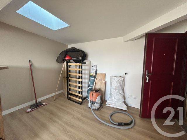 Appartement Studio &agrave; louer - 1 pi&egrave;ce - 23,07 m2 - Lisieux - 14 - BASSE-NORMANDIE