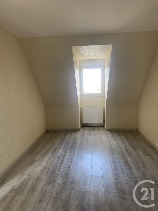 Maison &agrave; louer - 4 pi&egrave;ces - 108,69 m2 - Lisieux - 14 - BASSE-NORMANDIE