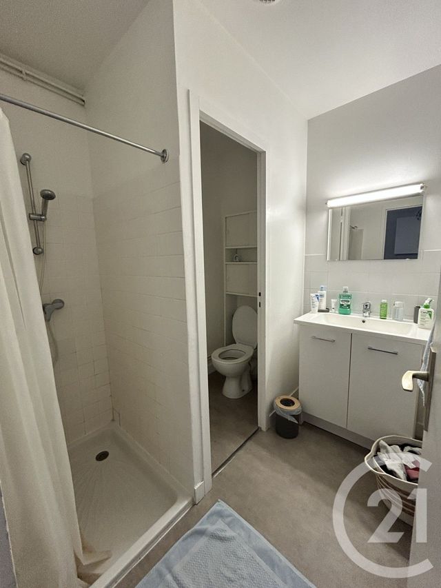Appartement Studio &agrave; louer - 1 pi&egrave;ce - 23 m2 - Lisieux - 14 - BASSE-NORMANDIE